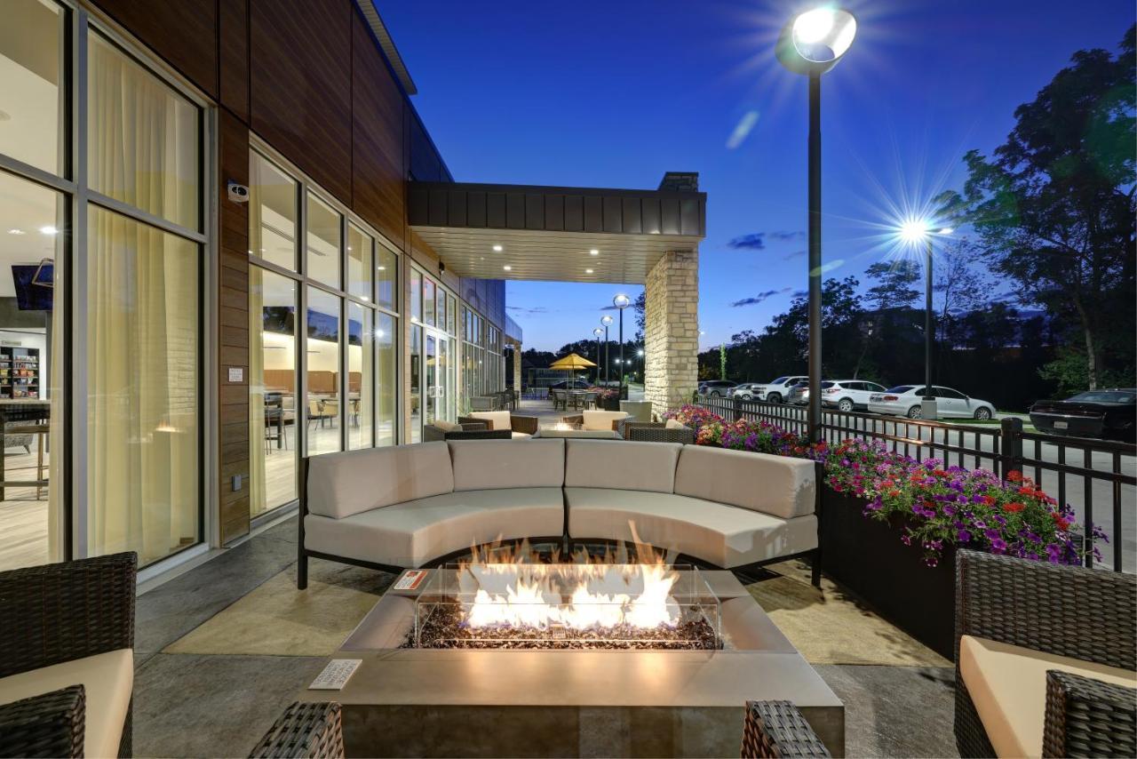 Courtyard By Marriott Iowa City University Heights Exterior foto
